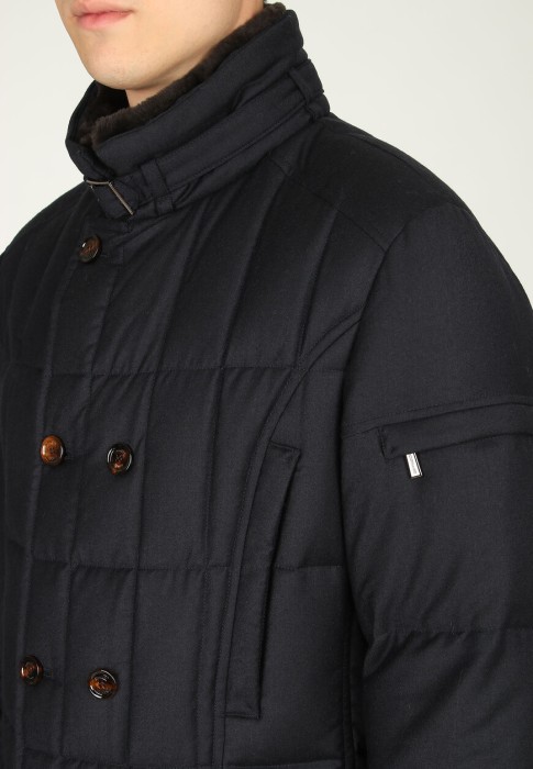 пуховик  универсального стиля с лицевой стороны