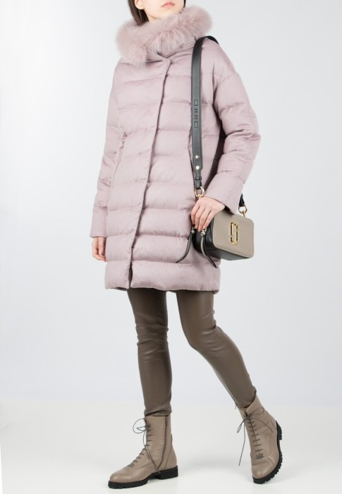 пуховик  от бренда herno вид слева