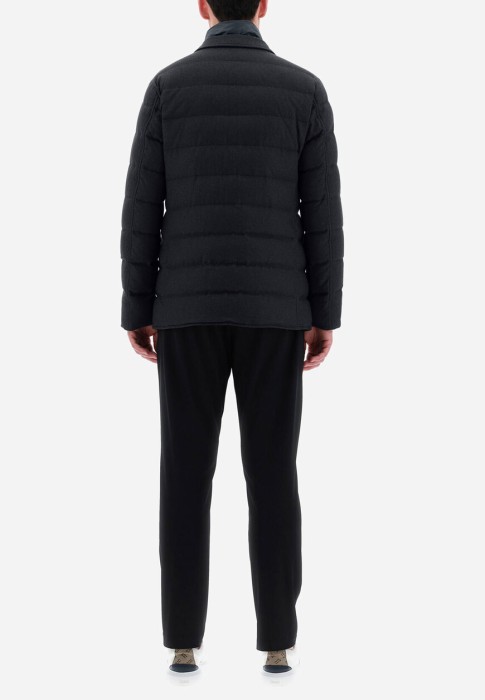 пуховик  из франции вид сбоку