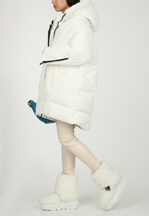 пуховик  из дании вид сбоку