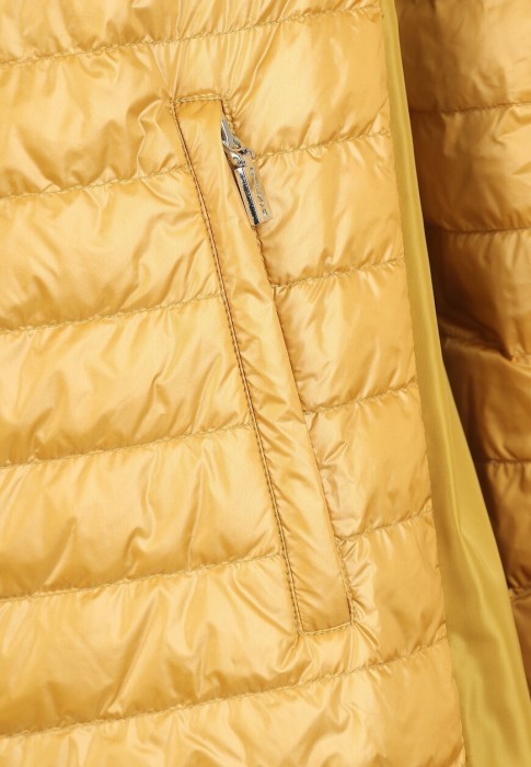 пуховик  из проверенных материалов спереди