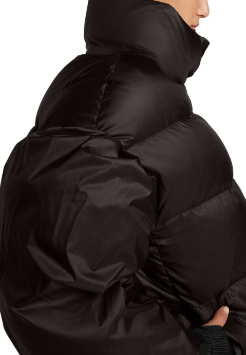 пуховик  из проверенных материалов спереди