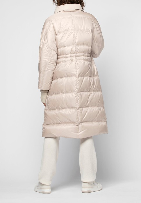 пуховик  универсального стиля с лицевой стороны