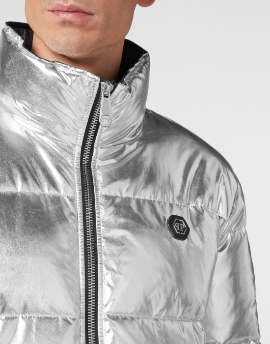 пуховик  из америки вид сбоку