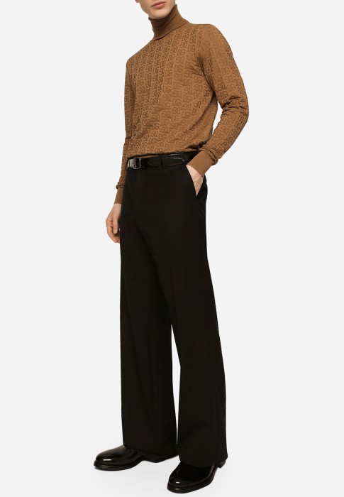 пуловер dolce&gabbana из италии вид сбоку