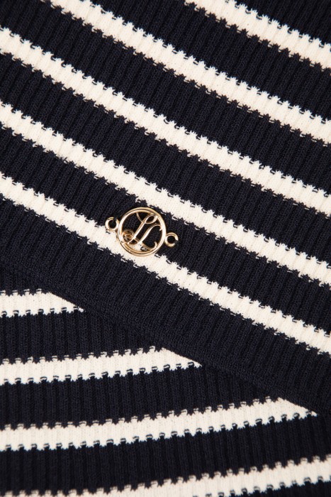 пуловер  модель colino универсального стиля с лицевой стороны