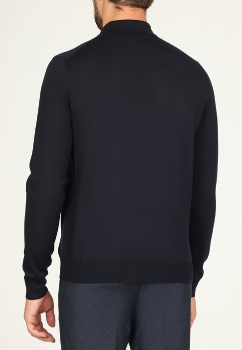 пуловер  из италии вид сбоку