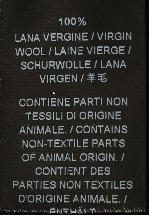 пуловер  по цене 44940 руб вид справа