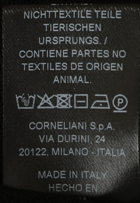 пуловер  из италии вид сбоку