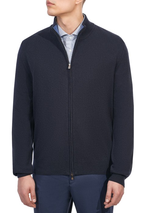 пуловер  из италии вид сбоку