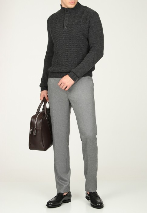 пуловер  по цене 41940 руб вид справа