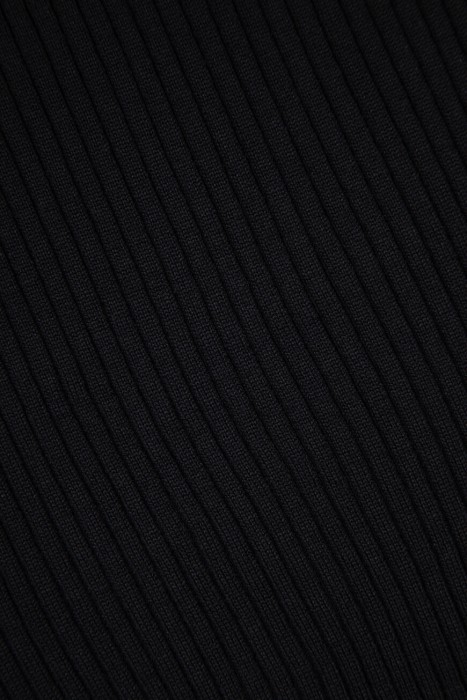 пуловер  кэжуал стиля с лицевой стороны