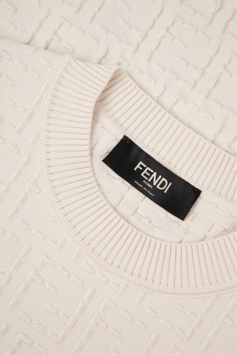 пуловер  из хлопка спереди