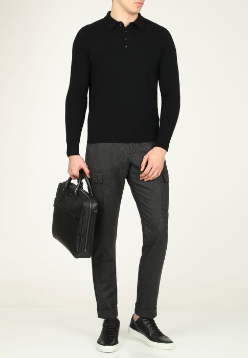 пуловер  из германии вид сбоку