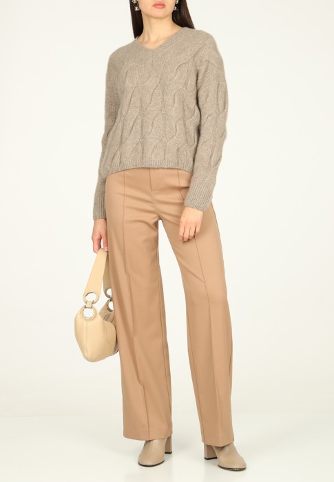 пуловер  из германии вид сбоку