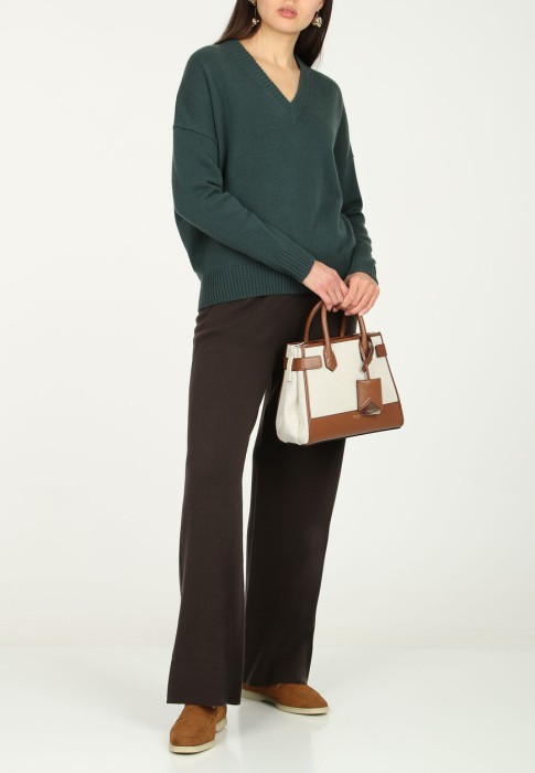 пуловер  по цене 73900 руб вид справа