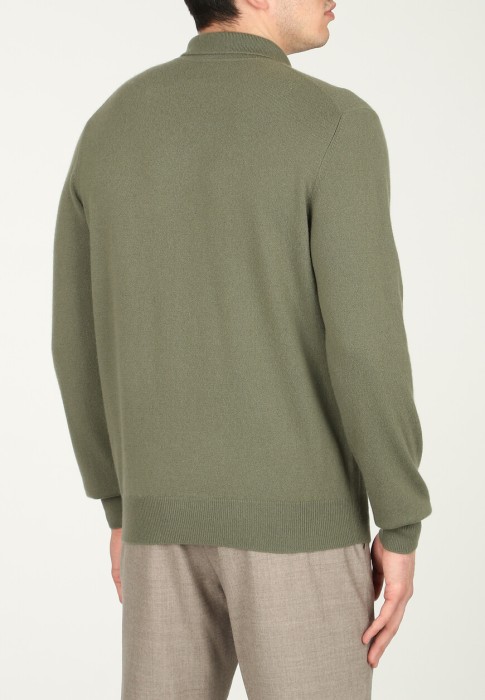 пуловер  из германии вид сбоку