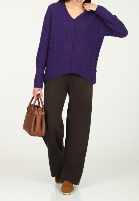 пуловер  из германии вид сбоку