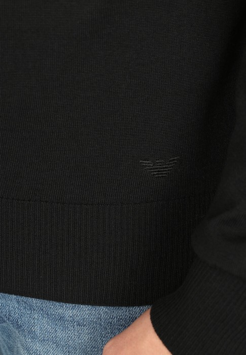 пуловер  из проверенных материалов спереди