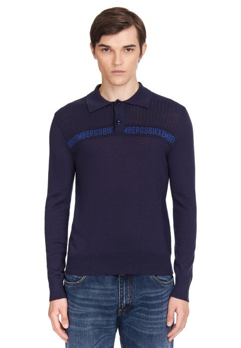 пуловер  из италии вид сбоку