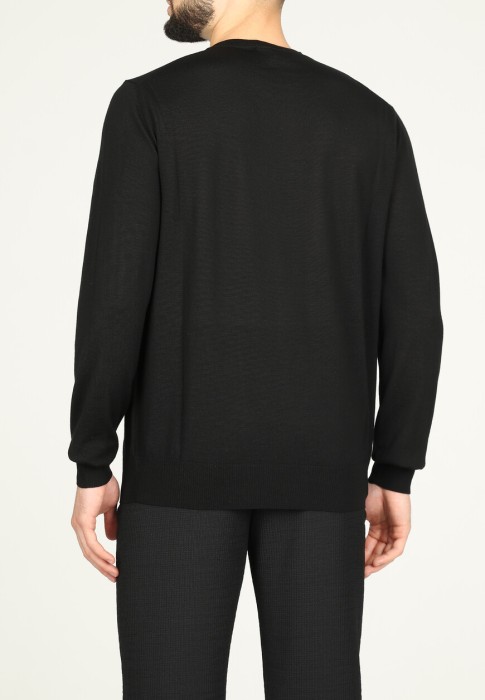 пуловер  из италии вид сбоку