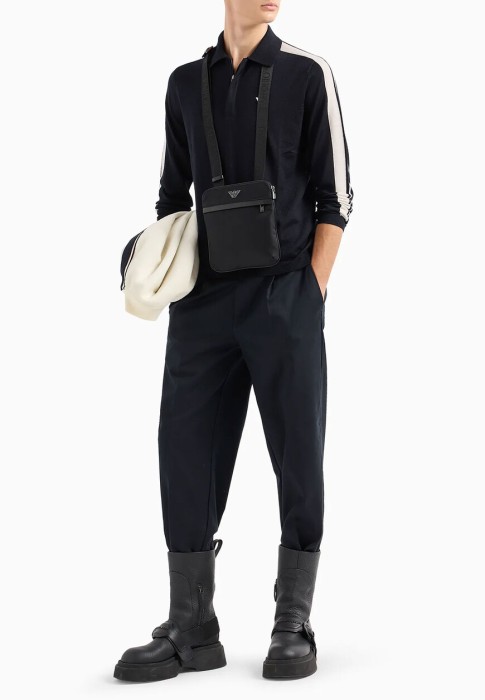 пуловер  от бренда emporio armani вид слева