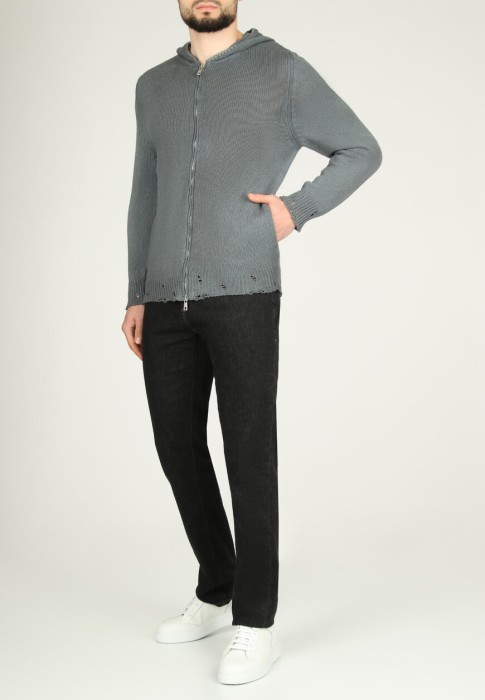 пуловер  от бренда giorgio brato вид слева