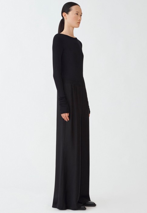 пуловер  по цене 35630 руб вид справа