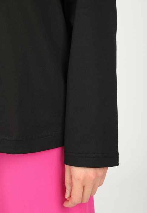 пуловер  из италии вид сбоку