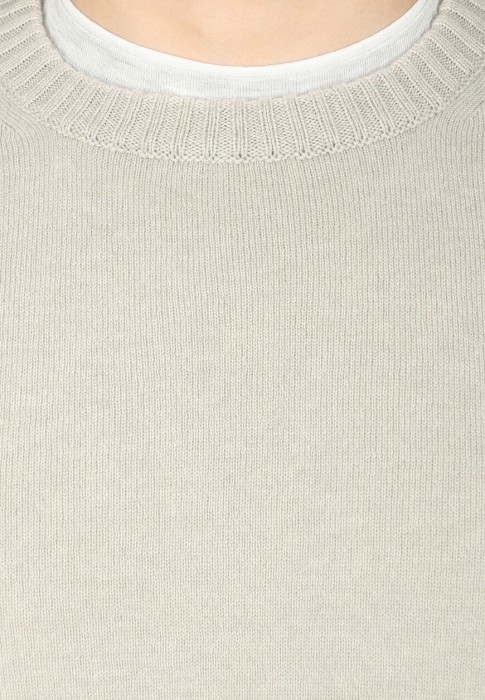 пуловер  из проверенных материалов спереди