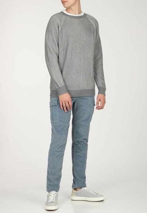 пуловер  из италии вид сбоку