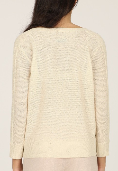 пуловер  из италии вид сбоку