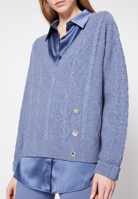 пуловер  из италии вид сбоку