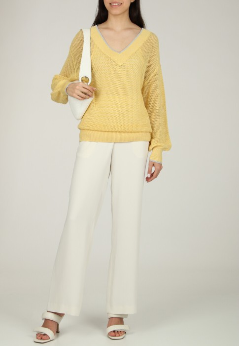 пуловер  из италии вид сбоку