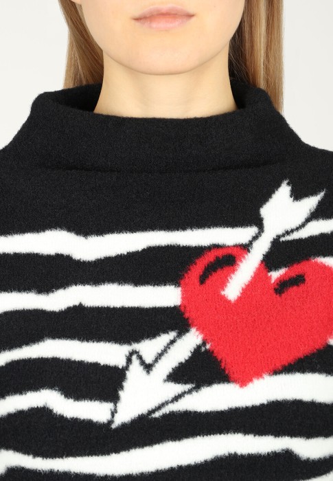 пуловер  из проверенных материалов спереди