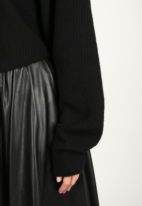 Продукция для женщин фото