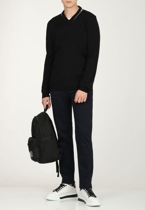 пуловер  от бренда bikkembergs вид слева