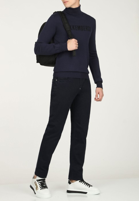 пуловер  из италии вид сбоку