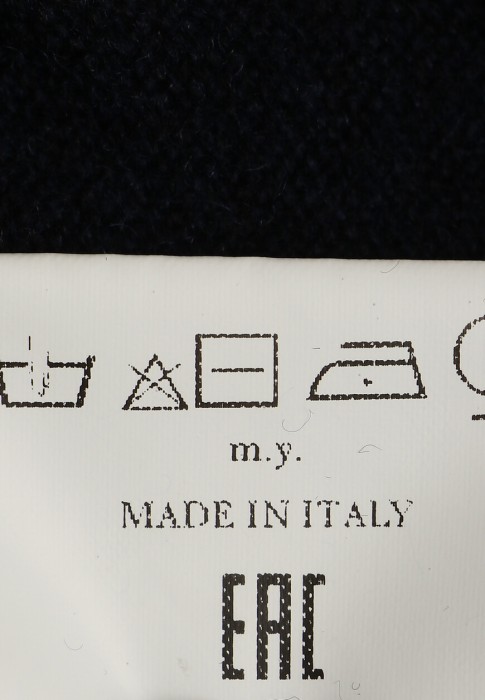 пуловер  универсального стиля с лицевой стороны