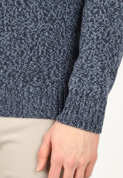 пуловер  из проверенных материалов спереди