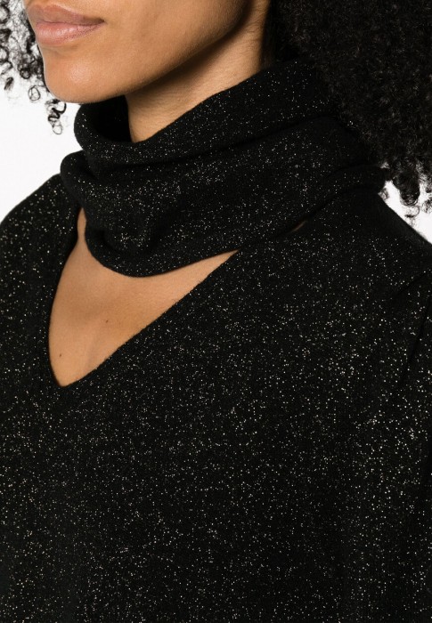 пуловер  из италии вид сбоку