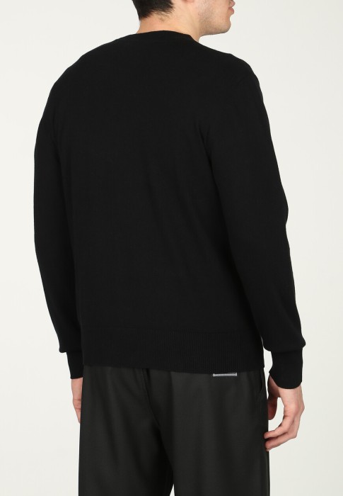 пуловер  из италии вид сбоку