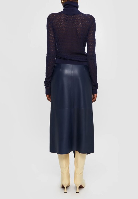 пуловер  из америки вид сбоку