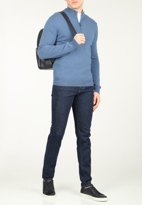 пуловер  по цене 27930 руб вид справа