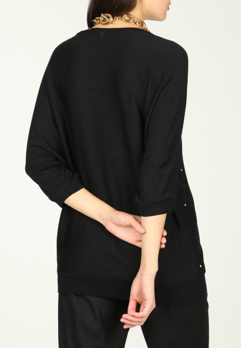 пуловер  из италии вид сбоку