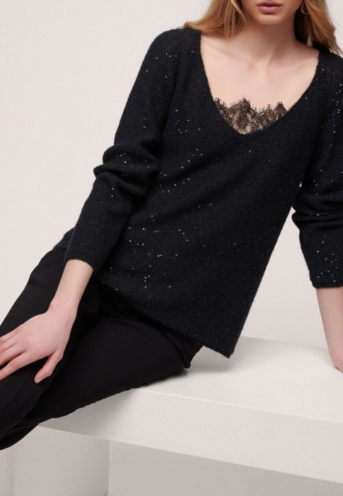 пуловер  по цене 30716 руб вид справа