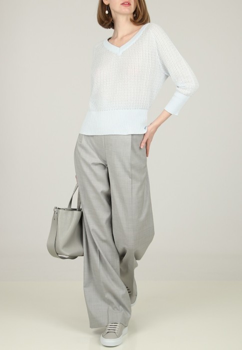 пуловер  из италии вид сбоку