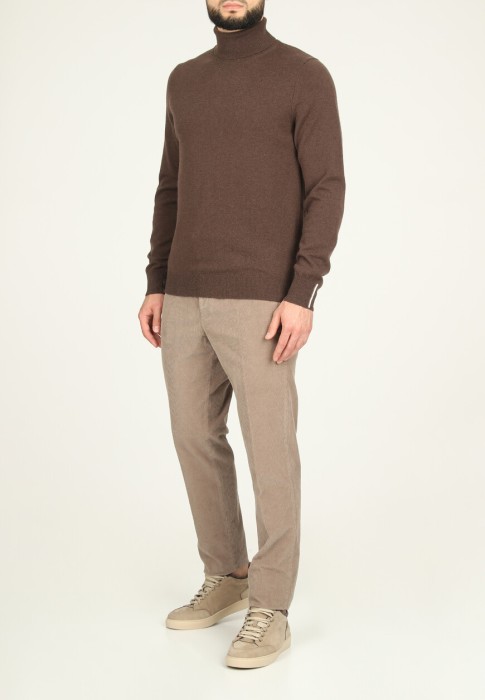 пуловер  по цене 38150 руб вид справа