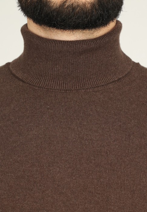 пуловер  из проверенных материалов спереди