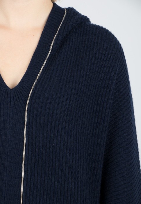 пуловер  из проверенных материалов спереди